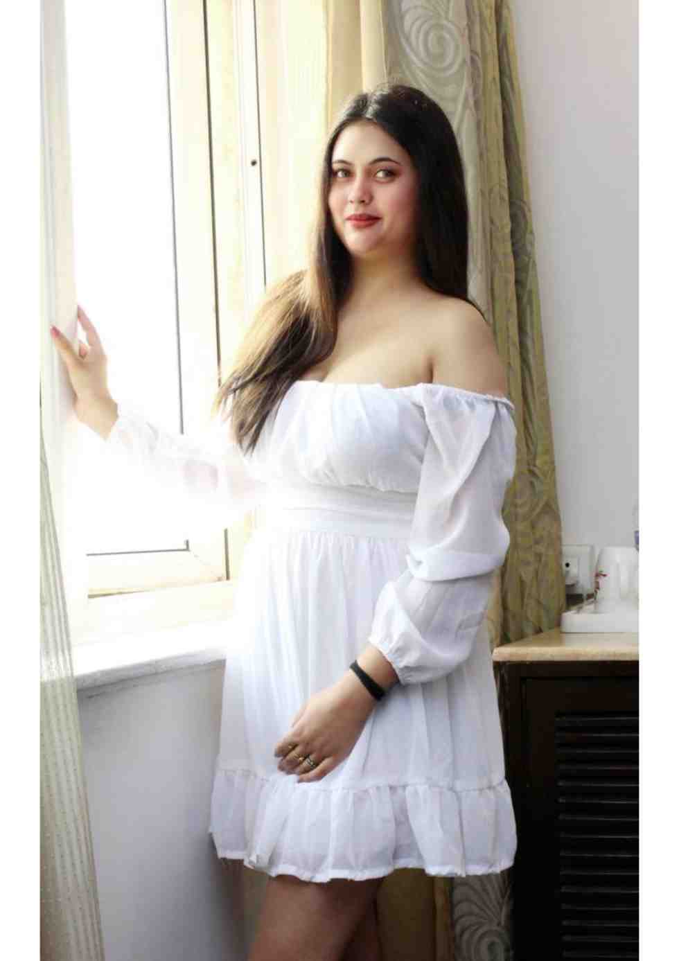 hot  call girls in Daman
